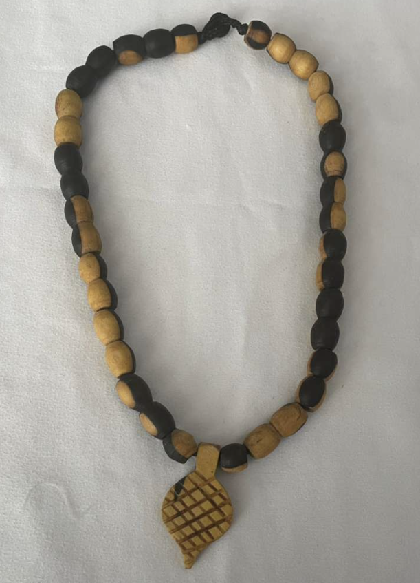 Wooden Bead Leaf Necklace